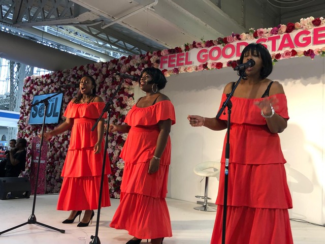 V4VCardiff's tweet photo. Girl Power💪@V4VCardiff  Vintage Festival Wales - 10th-13th July 2025🏴󠁧󠁢󠁷󠁬󠁳󠁿@satindollz👄@TheLondonBelles 👄 @MyFavThingsUK 👄@IsabellaBliss_👄@allthatsoul1👄Box Office Open https://t.co/N1c3rF5KcK @CardiffTimes @EventsNWales @WyburnWayne @LivingMags @Cardifftweeter @RetroCampingClb https://t.co/MwP0C8VDk2