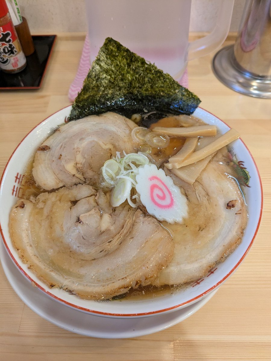 MARLALARMA's tweet photo. 気になってた佐野ラー！
チャーシューど真ん中でうまかった https://t.co/yfHssvmsFU