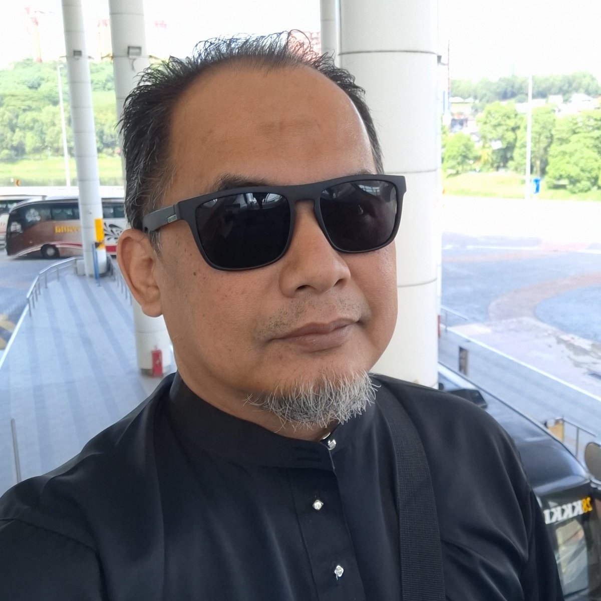 RAMADHAN KAREEM - HARI KEENAM

Ramadhan adalah bulan yang penuh berkat. Pada hari keenam ini, mari kita perbanyak amal ibadah, memuhasabah diri dan mendekatkan diri kepada Allah dengan penuh kesabaran dan ketulusan.

KFAK