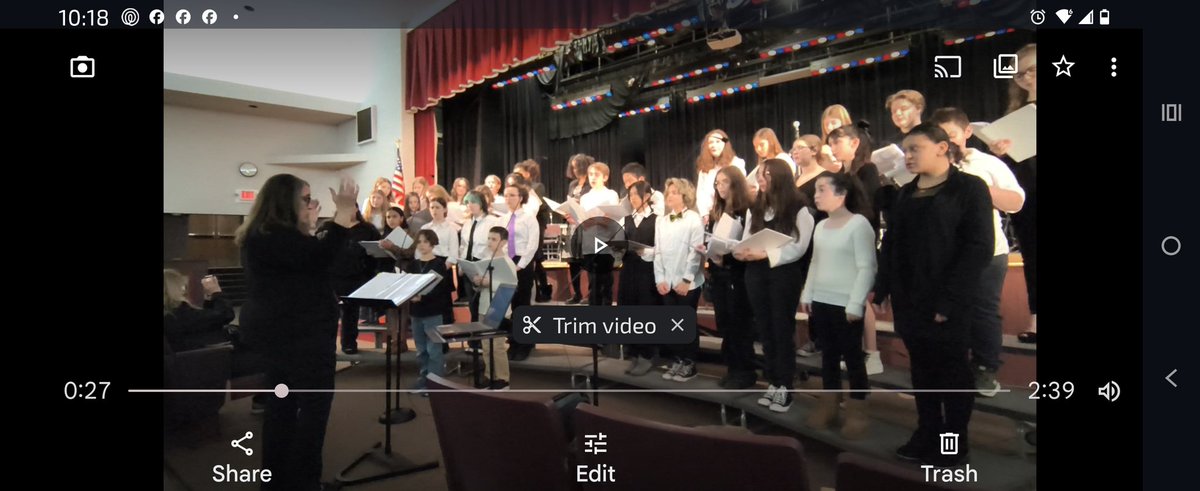 BPerednia's tweet photo. So proud of all our artists and musicians from the Lake! Outstanding work, Mrs. Deconde, Mr. Murdock and Mrs. Perednia! Thank you to our supportive administration, fellow teachers, and parents. #artsareessential @LRMSLakers @BTPSLearns @EncoreVmms https://t.co/fps7XoV0uf