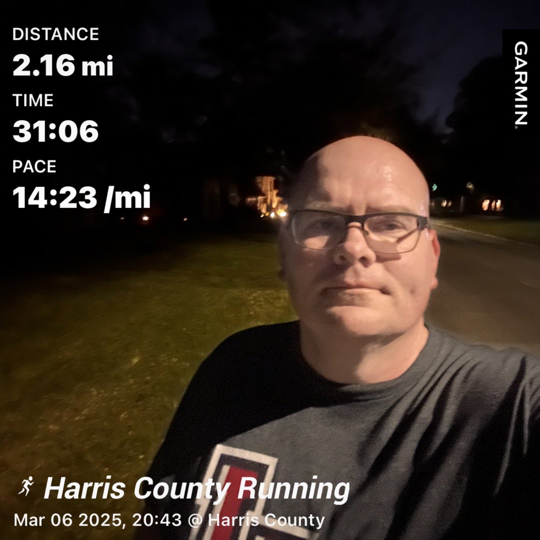 gwschattle281's tweet photo. Thursday night run! #RunWithSchattle https://t.co/C3sCusVC8k