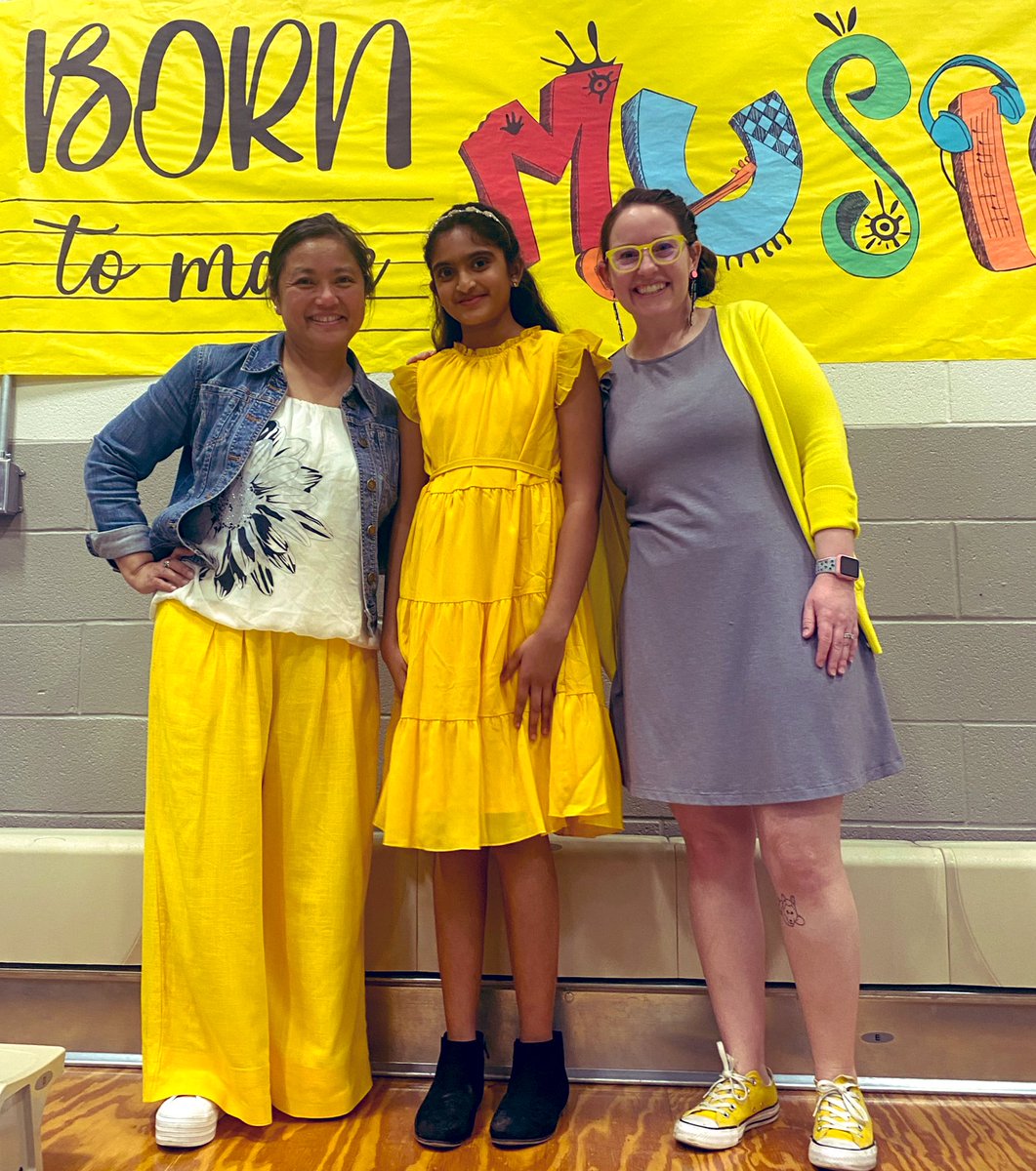 Thank you for the amazing performance and full life!! Yellow was the perfect touch of energy 💛 💛
<a href="/NetZeroLee/">Richard J. Lee Elementary</a> <a href="/musictreble1/">Linda Hoffmann</a> <a href="/MissHarmony307/">Amber Marie Harmon</a>