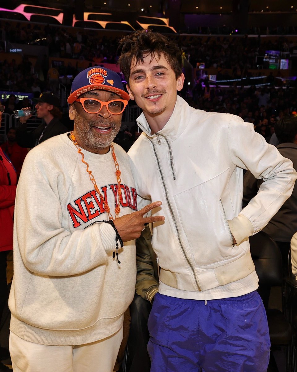 NBA's tweet photo. 🌟 Spike Lee x Timothée Chalamet 🌟

Taking in Knicks-Lakers on TNT! https://t.co/CtpuzMm4B3