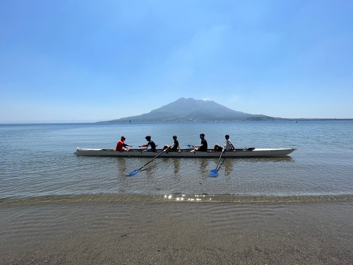 k_soutei's tweet photo. 【新歓情報！】
受験生の皆さんお疲れ様でした！

/
鹿児島大学漕艇部では
新入部員・マネージャー大大大大募集中です！
\

初心者8割🔰
新しく「ボート🚣‍♂️」始めてみませんか？

新歓第1弾は4/12、4/13、4/19、4/20開催！
X、インスタDMにてご連絡ください🙏
#春から鹿大 
#新歓 
#鹿児島大学 https://t.co/2NkkmwFy8V