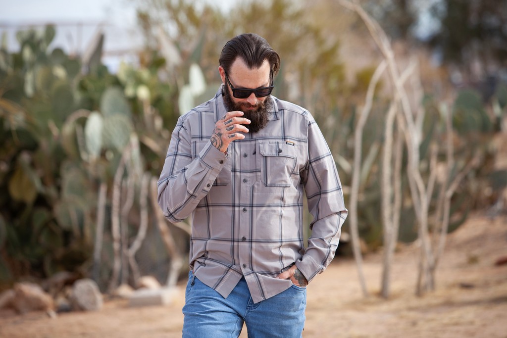 OFFTHEGRIDSRPL's tweet photo. The Scrimshaw Long Sleeve Shirt 
Designed for guys on the go, this is a perfect travel shirt. It has a great custom plaid pattern with faux horn buttons, UPF 30, and quick-dry, stretchy fabric. We added our 5-pocket layout, and ventilation.  #travelshirt #plaid #springvibes https://t.co/dz99VaSbb9