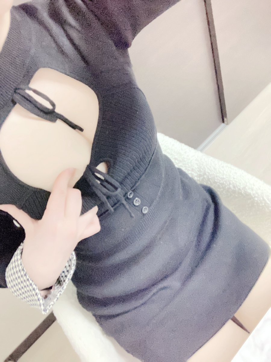 muchliking's tweet photo. 내 찌찌 말랑한데 너도 눌러볼래? 
#섹트 #맘눌뎀 https://t.co/WZj4enC2bH