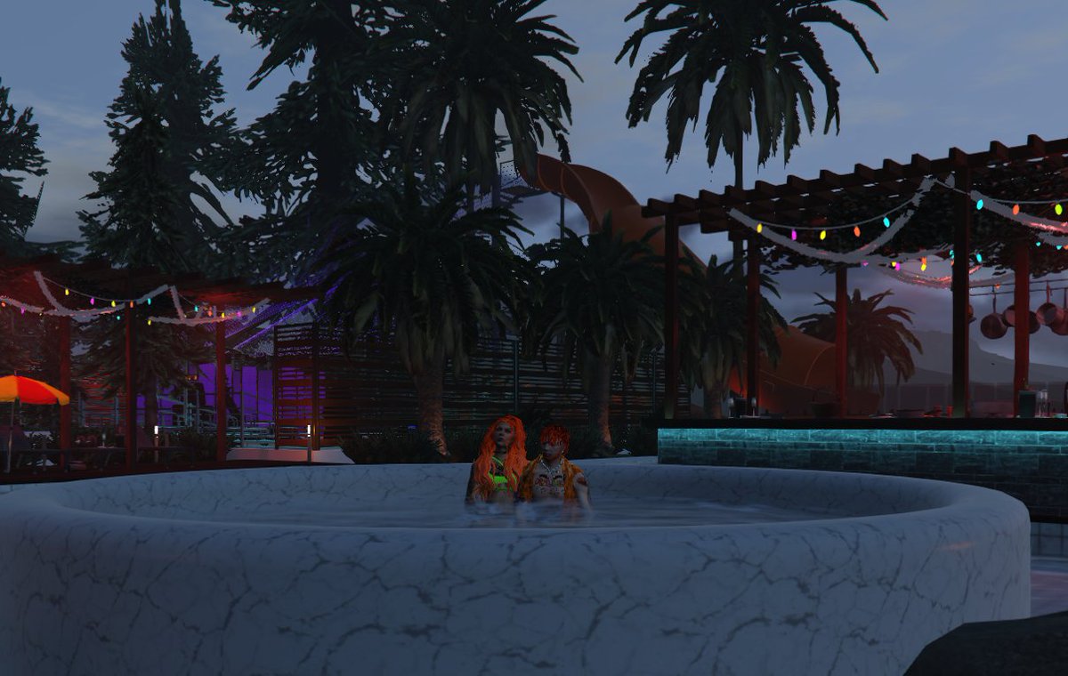 Harper_Synn's tweet photo. Our house in Neighborhood RP 2.0 

Killer party house I've seen yet!! https://t.co/SGOy8z8bTA