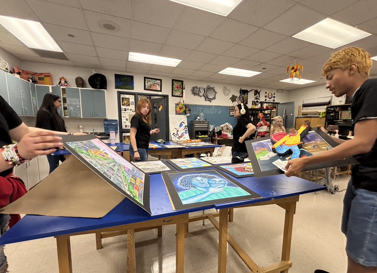 Sam Munoz (@smunoz_ahs) on Twitter photo Blazer ArtClub prepping artwork for our annual AHS Campus Art Show.
#bigartday25 <a href="/SISD_FineArts/">SISD Fine Arts</a> <a href="/Americas_HS/">Nancy Torres</a> Blazer ArtClub prepping artwork for our annual AHS Campus Art Show.
#bigartday25 <a href="/SISD_FineArts/">SISD Fine Arts</a> <a href="/Americas_HS/">Nancy Torres</a>