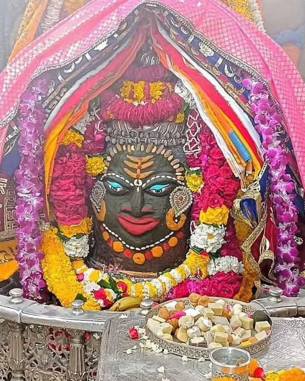 📷जय श्री महाकाल जय मां शिवशक्ति
श्री महाकालेश्वर ज्योतिर्लिंग भस्म आरती शृंगार दर्शन
07-3-2025 शुक्रवार कण-कण में महादेव 📷