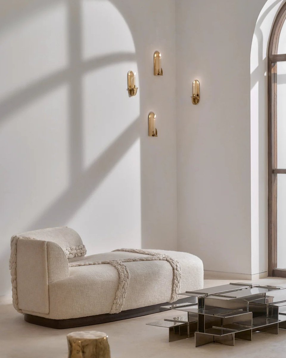 Connecting global creatives with India’s rich craft traditions, Æquo Gallery redefines collectible design and fosters new perspectives through unique design languages to reinterpret traditional methods in innovative ways.