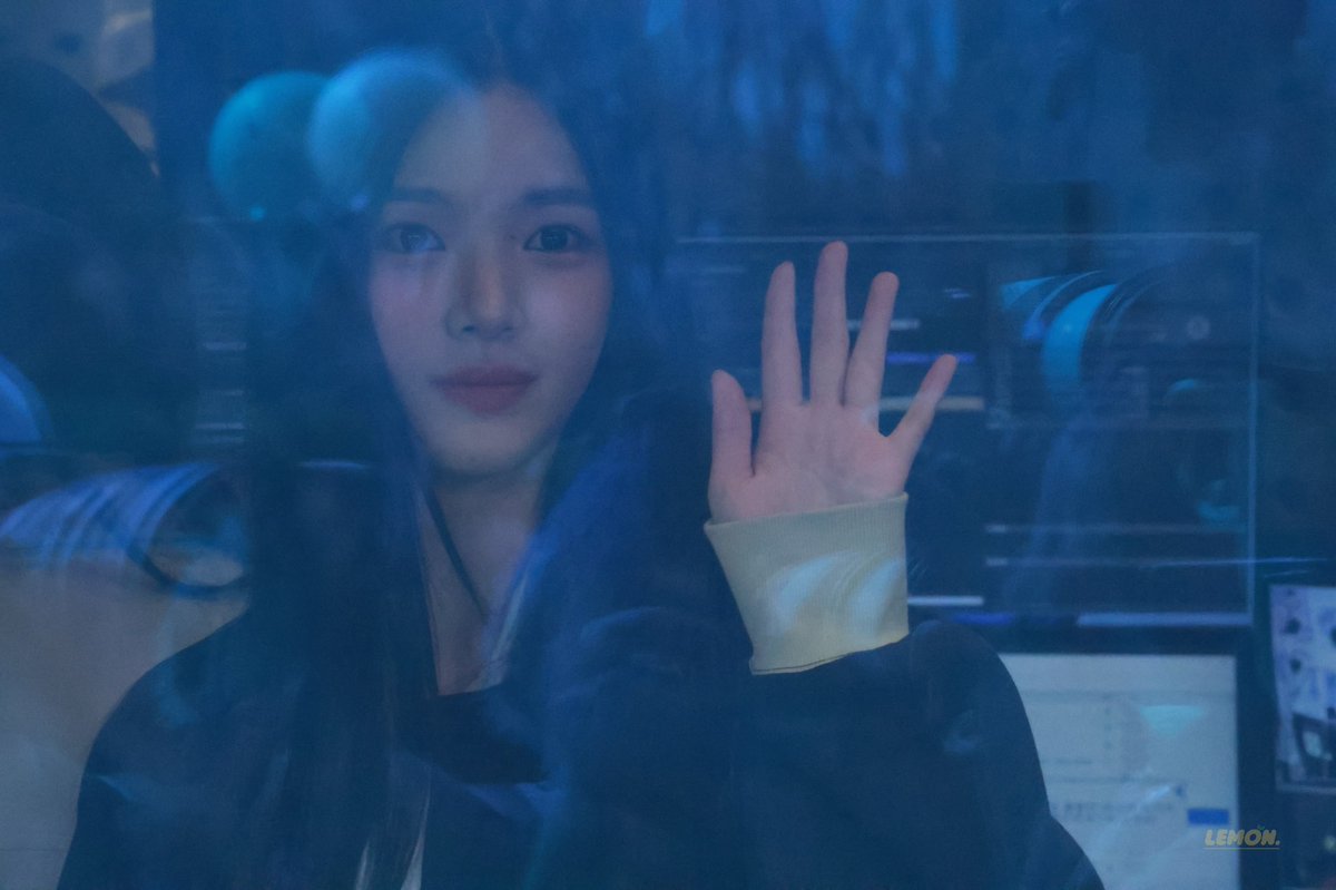 bylemon32's tweet photo. 250307

🙋‍♀️

#hearts2hearts #하츠투하츠 #YUHA #유하 https://t.co/Yws2dNN2Av