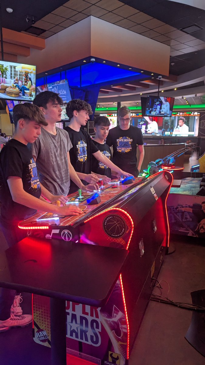 Olathe South Bowling tweet media