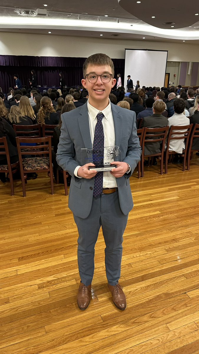 SMSDECA's tweet photo. Proud of all my kiddos for their work at DECA state. Congrats Jase, Remy, and Rowan for their 1st place finish! Not pictured here: Natalie Hohman and Martin Segura also placed top 5. All 5 of these students are going to Nationals!! 
@SMSouthTDain 
@theSMSD https://t.co/HJ33E77Gzk