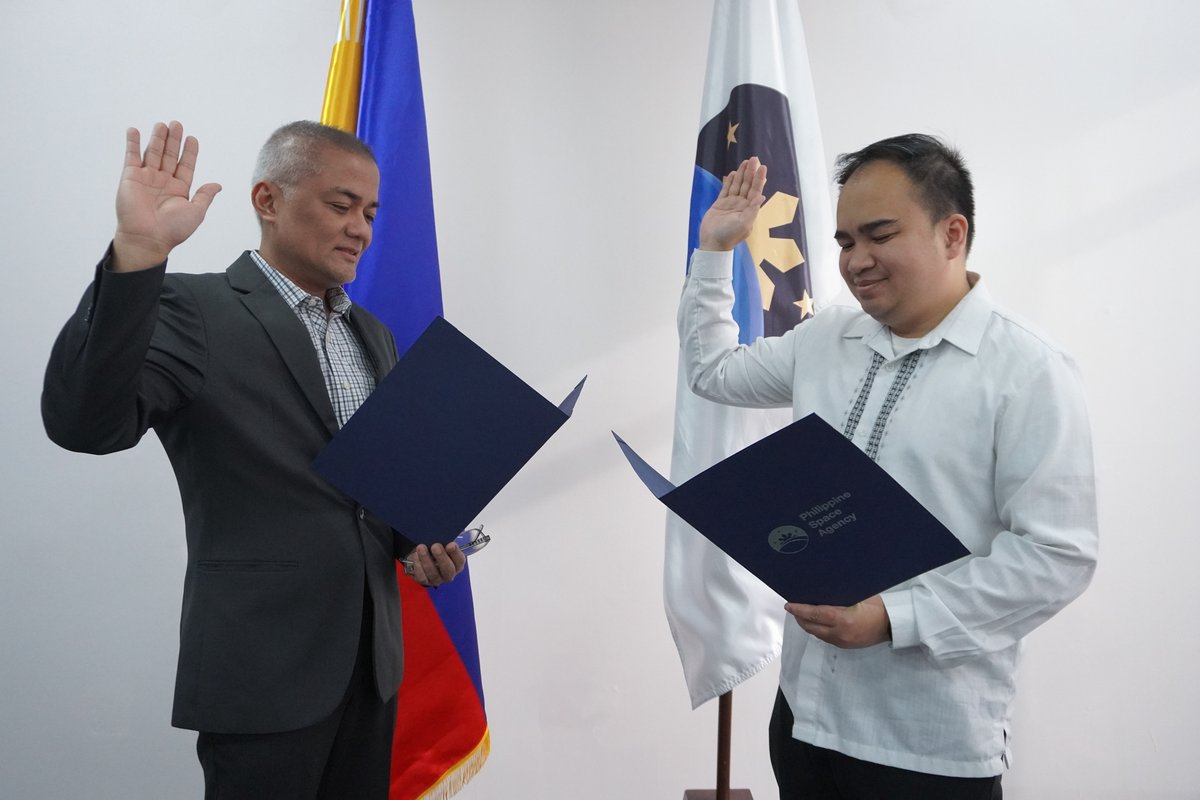 MensaPH's tweet photo. Big congratulations to our member Atty. Paul Heherson M. Balite on his appointment as Director IV at the Philippine Space Agency! Wishing him success in his new role! ✨ 

#MensaPhilippines #PhilSA #SpaceLeadership https://t.co/6PbO4qh3CX