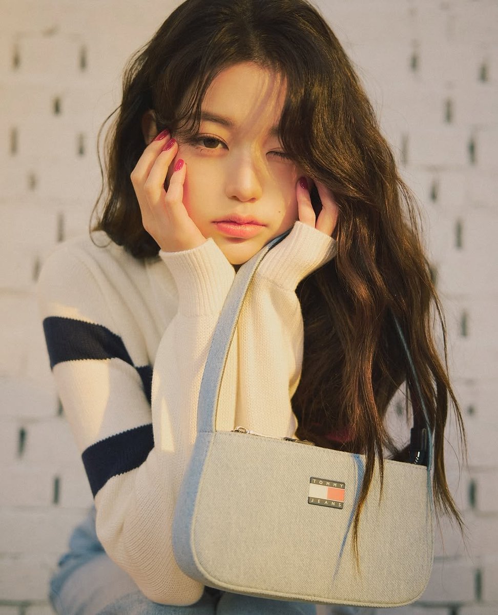 𝖡𝖺𝖻𝖾,  𝖨'𝗆  𝖺𝗅𝗐𝖺𝗒𝗌  𝘦͟𝘹͟𝘱͟𝘦͟𝘯͟𝘴͟𝘪͟𝘷͟𝘦  ♥︎