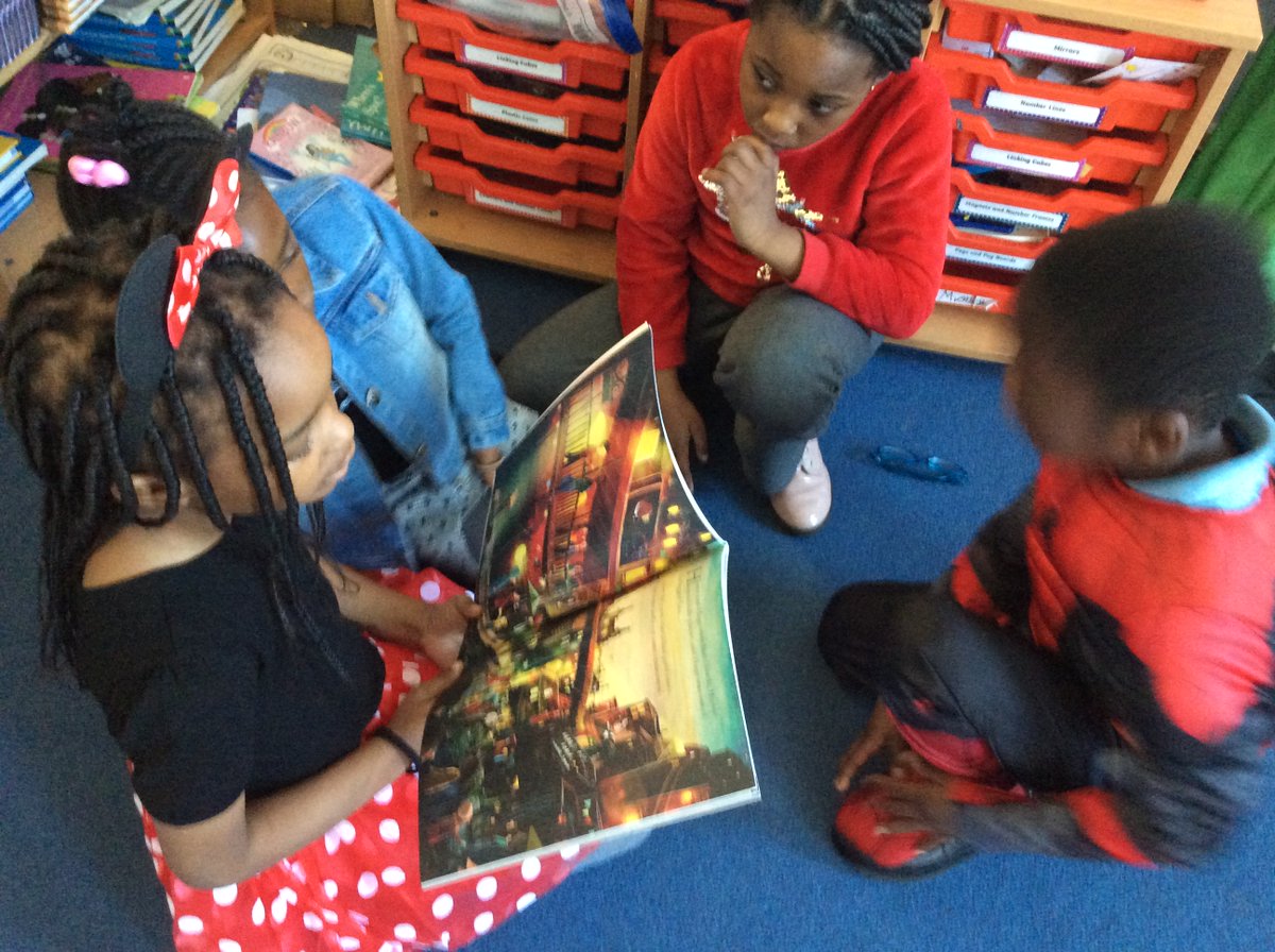 StJosephsSE8's tweet image. World Book Day in Year 2
To celebrate world book day, we read books by @dc_litchfield We learnt that his stories are inspired by drawings in his sketchbook. We are going to try this! @WorldBookDayUK #ReadingForPleasure #InspiringAuthors