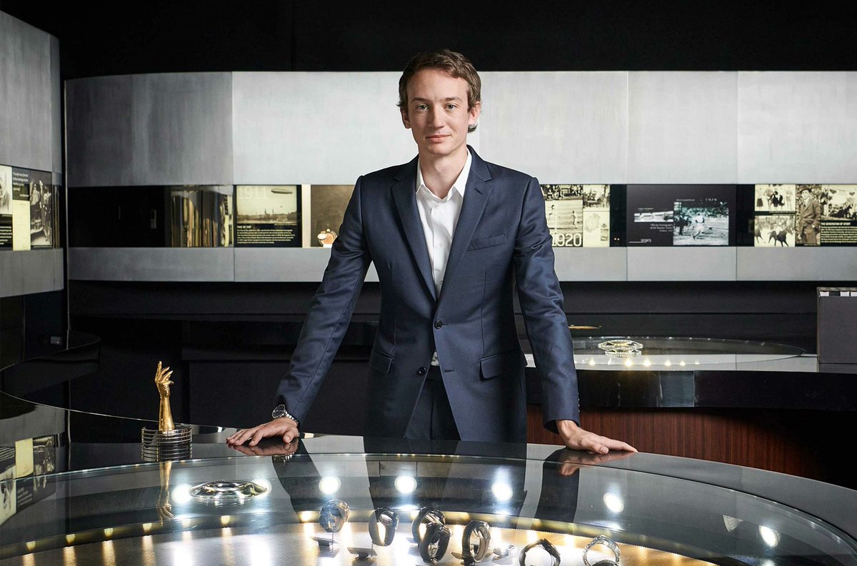 BLACKPINK’s Lisa spotted with billionaire Frédéric Arnault again?! 👀🔥 Are they the next power couple? 💖💰 #LISA #FrédéricArnault #BLACKPINK Read more here: stylemnl.net/frederic-arnau…