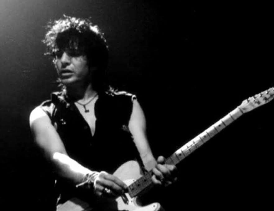 marian_miles's tweet image. Braian James żegnaj.🖤
#PunksNotDead