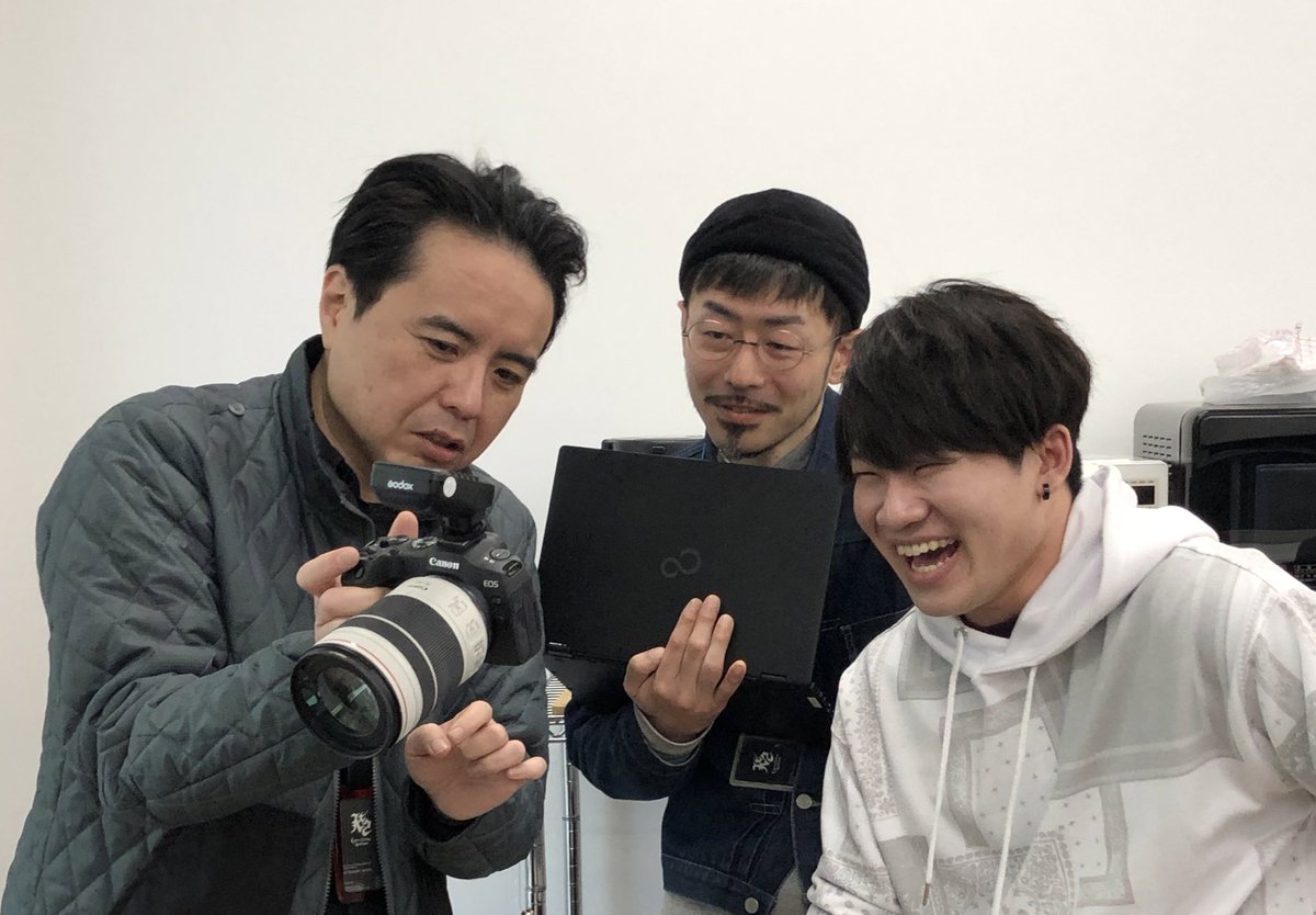 K_game_cat's tweet image. マイナビ2026にて、社員インタビューを掲載しています🤗ケーツーの業務内容ややりがい等、スタッフの働き方をメインにした内容になってます🌸写真は撮影時の様子✨撮影〜編集すべて社内スタッフでやってます!
job.mynavi.jp/26/pc/search/c…
#ケーツー #ゲーム会社
#新卒採用 #26卒
#現場の皆さんおおきに☺️