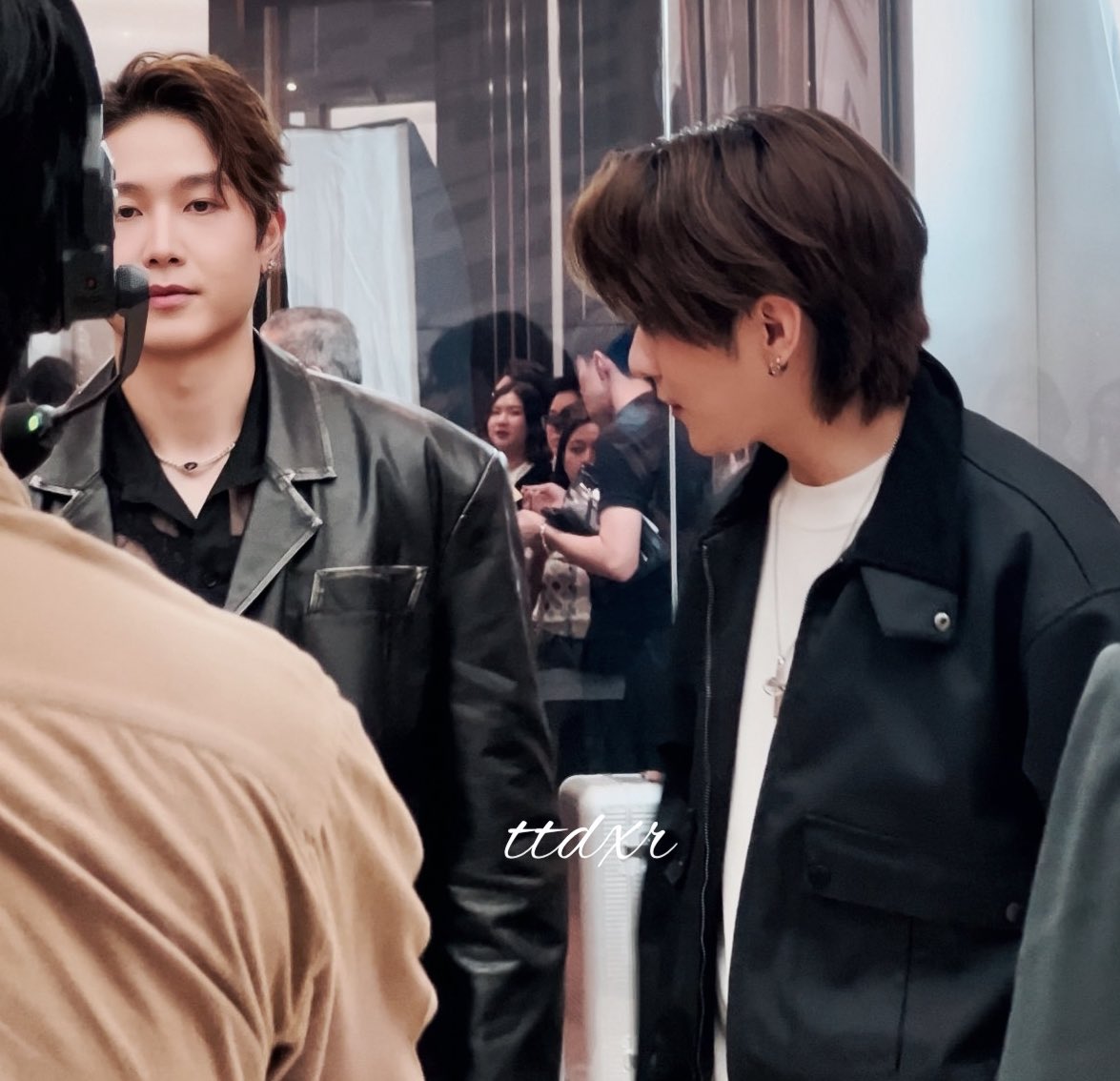 ttdxr's tweet photo. อิ่มความสุขขขขขขข 🩷🩵
#2jkhunchalach #usnttr
#ทูเจอัส #2jus
#FPMThailand
#FPMMilano https://t.co/S0Rk0bLa5p