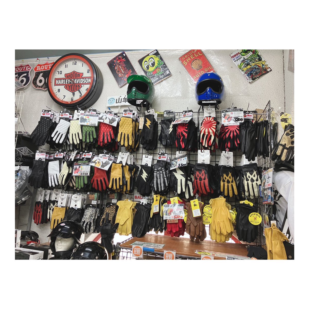 大阪モーターサイクルショー
モトブルーズは今年も出店します߹𖥦߹👍🏻︎🌟

普段とは少し違う商品構成で
バイカーだけでなく
正統派ライダーにもお買い得な商品を大セールします‼️
お楽しみに✊🏻✨️

皆様のご来場をお待ちしております✊🏻➰❕

#OMCS2025_出展者紹介 
<a href="/official_omcs/">大阪モーターサイクルショー</a>