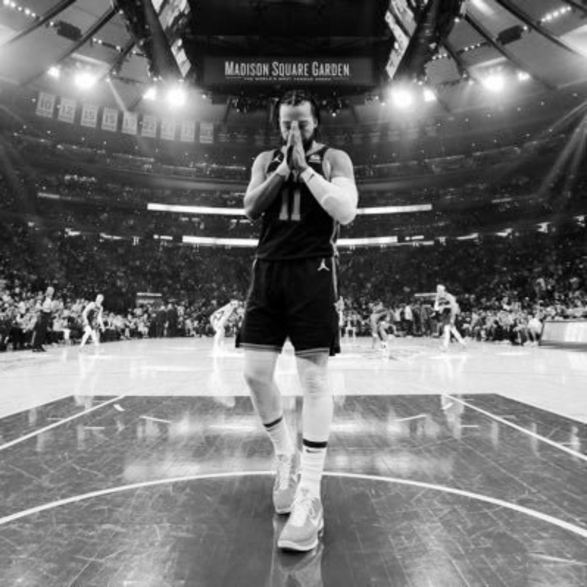 Bl0cknesMonster's tweet image. 1 like = 1 prayer ❤️ 
1 retweet = 10 prayers 🙏 
ignore = I hate Jalen Brunson 🥺