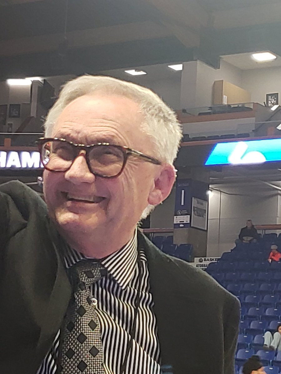 Everytime i think I am getting too old for this sh#t I just watch the legend, Richie Chambers. He just came back from a 21 point deficit to upset VC and make another final four. Well done young man 🐐 <a href="/TFSAthletics/">Terry Fox Athletics</a> #goat