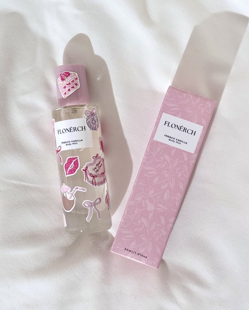 aliaffauzi's tweet photo. I nak bagi french vanilla body mist yang bau soft creamy ni for FREE kepada 10 orang yang bertuah!! Siapa nakk? 👀 

Senang je cara dia! Boleh refer tweet bawah ni👇🏻 https://t.co/vErN9ScDsA