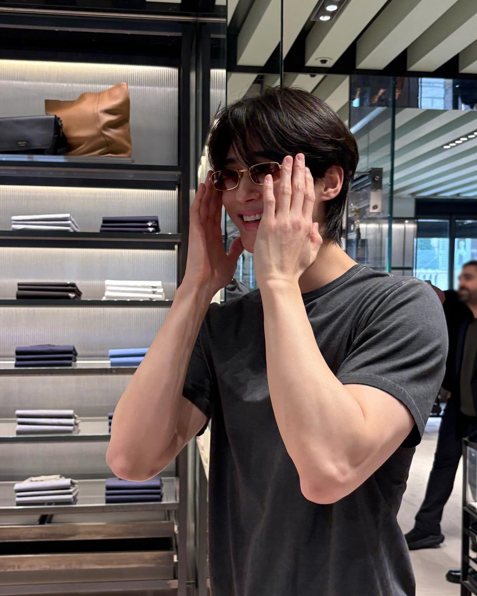 first date                                 6 years relationship