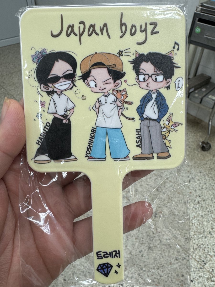 น่ารักกกอ่าาา 
คมชตั้งนานของพึ่งได้ส่งผลิต 555
#linganlery <a href="/lalomurara/">língān🍀 (close)</a>