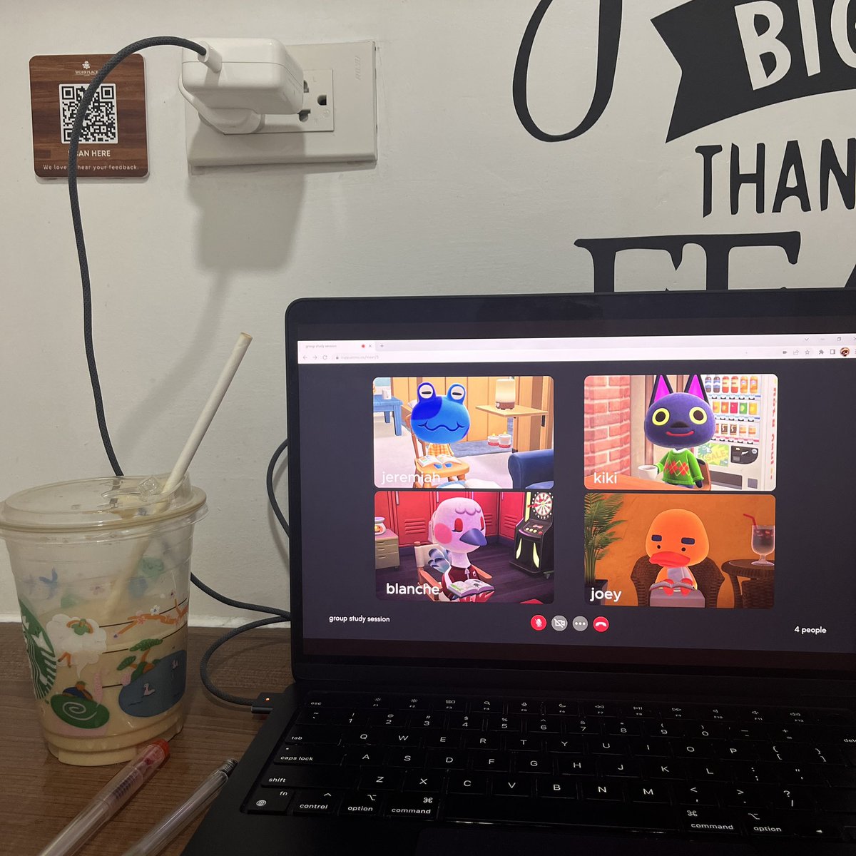 hellocuppu's tweet photo. in a coworking cafe with these little animal crossing friends 🐤🍃

#studytwt #animalcrossing https://t.co/HGmiaZ8Ffi