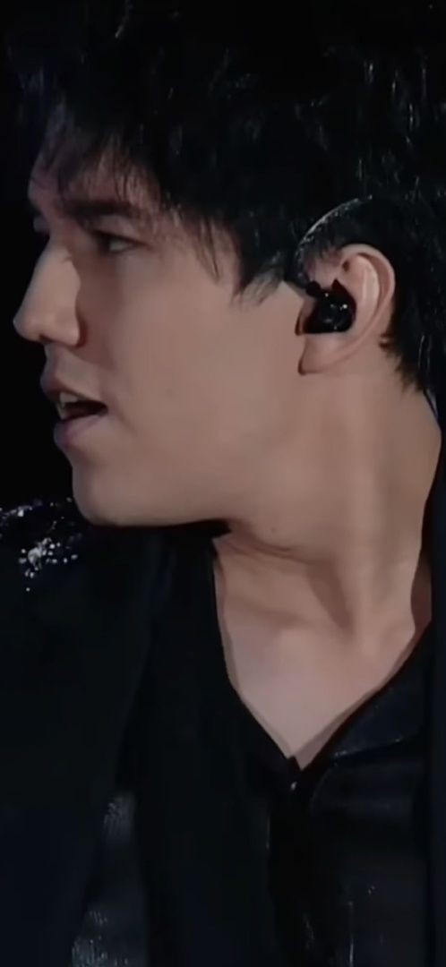 Rozaliya 🇰🇿🌹#FlyAway (@rozaliy10957677) on Twitter photo <a href="/Cristin25558525/">Cristina► DQ♩</a> NEW RELEASE BY DIMASH
LOVE’S NOT OVER YET
Dimash no sólo es un cantante maravilloso, es una persona muy decente, tiene un corazón amable y comprensivo, respeta a las personas mayores y participa en obras de caridad.
#DimashQudaibergen <a href="/Cristin25558525/">Cristina► DQ♩</a> NEW RELEASE BY DIMASH
LOVE’S NOT OVER YET
Dimash no sólo es un cantante maravilloso, es una persona muy decente, tiene un corazón amable y comprensivo, respeta a las personas mayores y participa en obras de caridad.
#DimashQudaibergen