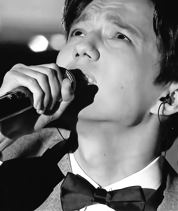 Rozik 🇰🇿► DQ 🌹 ♩ (@dqrozik) on Twitter photo <a href="/Cristin25558525/">Cristina► DQ♩</a> NEW RELEASE BY DIMASH
LOVE’S NOT OVER YET
¡La increíble voz de Dimash me vuelve a sorprender! ¡Al escuchar esta increíble actuación, experimentas emociones indescriptibles!
#DimashQudaibergen <a href="/Cristin25558525/">Cristina► DQ♩</a> NEW RELEASE BY DIMASH
LOVE’S NOT OVER YET
¡La increíble voz de Dimash me vuelve a sorprender! ¡Al escuchar esta increíble actuación, experimentas emociones indescriptibles!
#DimashQudaibergen