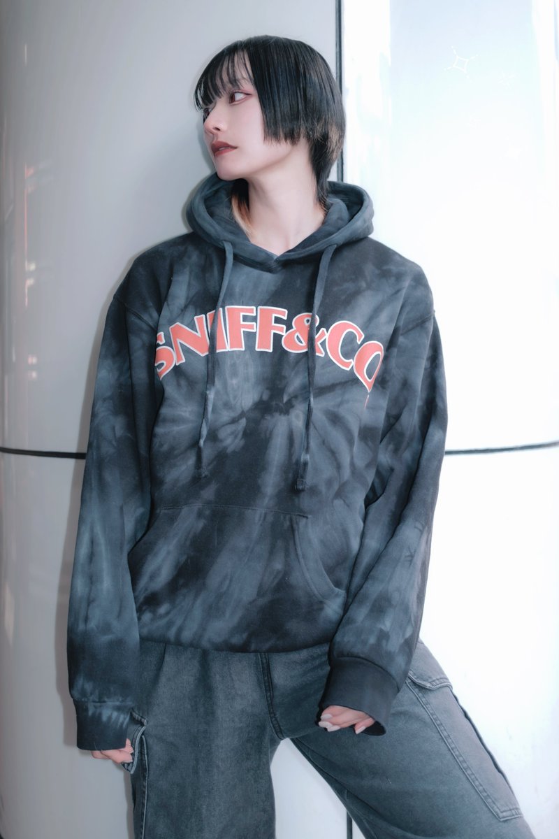 portrait

─────　  Sniff　&amp;　Co　  ─────

hoodie : <a href="/sniffandhag/">𝙎𝙣𝙞𝙛𝙛&𝘾𝙤.</a>