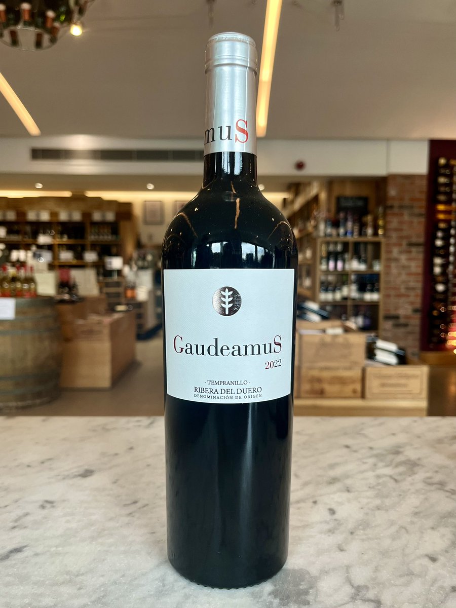 Cachet Wine (@cachetwine) on Twitter photo Gaudeamus Roble is a stunning Tempranillo from Ribero del Duero, with a delicious freshness & note of liquorice, & black fruit jam. On the finish the tannins are firm & present, but incredibly well-integrated with a delicious racing acidity.
📧 david.archibald@cachetwine.co.uk Gaudeamus Roble is a stunning Tempranillo from Ribero del Duero, with a delicious freshness & note of liquorice, & black fruit jam. On the finish the tannins are firm & present, but incredibly well-integrated with a delicious racing acidity.
📧 david.archibald@cachetwine.co.uk