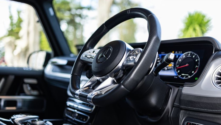 CarzoneIE's tweet image. The ultimate G Wagon! 🔥💚
Check out this 2020 Mercedes G63 AMG Urban Automotive Widetrack Edition for sale on Carzone 👉carzone.ie/used-cars/merc…
#GClass #Mercedes