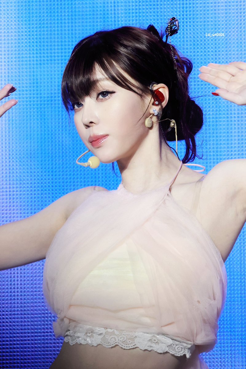 LU_wt0101's tweet photo. 250304

#aespa #æspa #에스파 
#윈터 #WINTER #金旼炡 
#冬子 #ウィンター https://t.co/bXxpBMLH8T