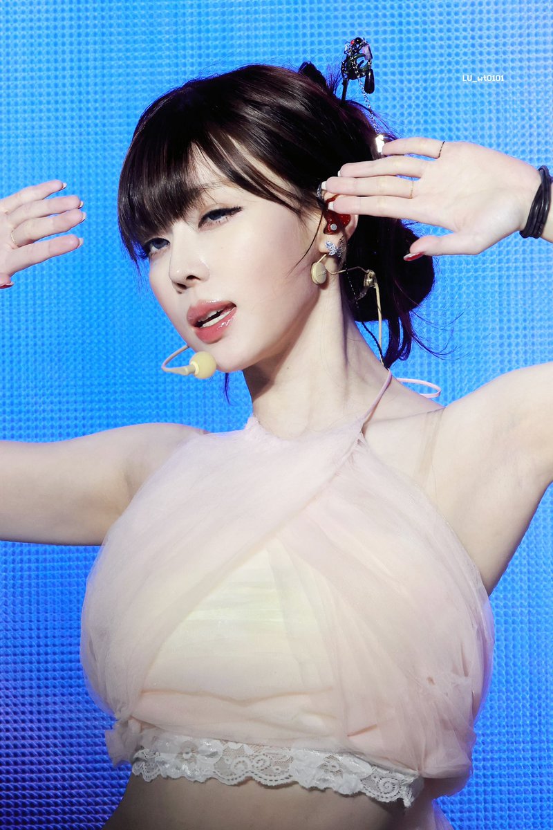 LU_wt0101's tweet photo. 250304

#aespa #æspa #에스파 
#윈터 #WINTER #金旼炡 
#冬子 #ウィンター https://t.co/bXxpBMLH8T