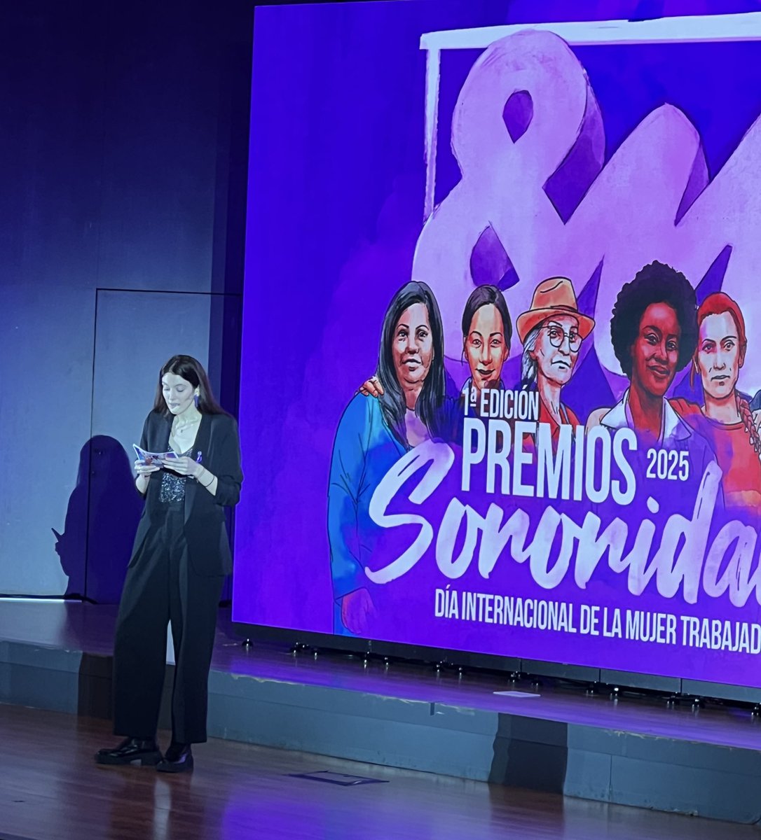 Salón de actos a rebosar para los Premios Sororidad de <a href="/UGTFeminista/">UGT Feminista</a>