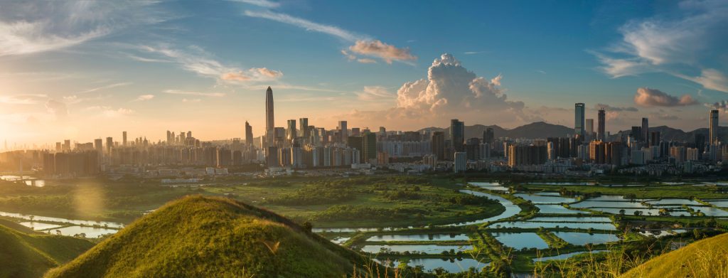 Zamplified's tweet photo. Emirates expands global network with the official introduction of three new destinations: Shenzhen in China, Da Nang in Vietnam, and Siem Reap in Cambodia. Read more here: https://t.co/kXttl6G67z https://t.co/F7QMALmEZb