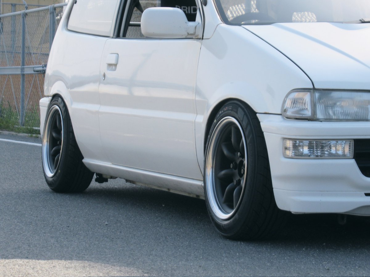 #かっこいいワタナベ装着車両
