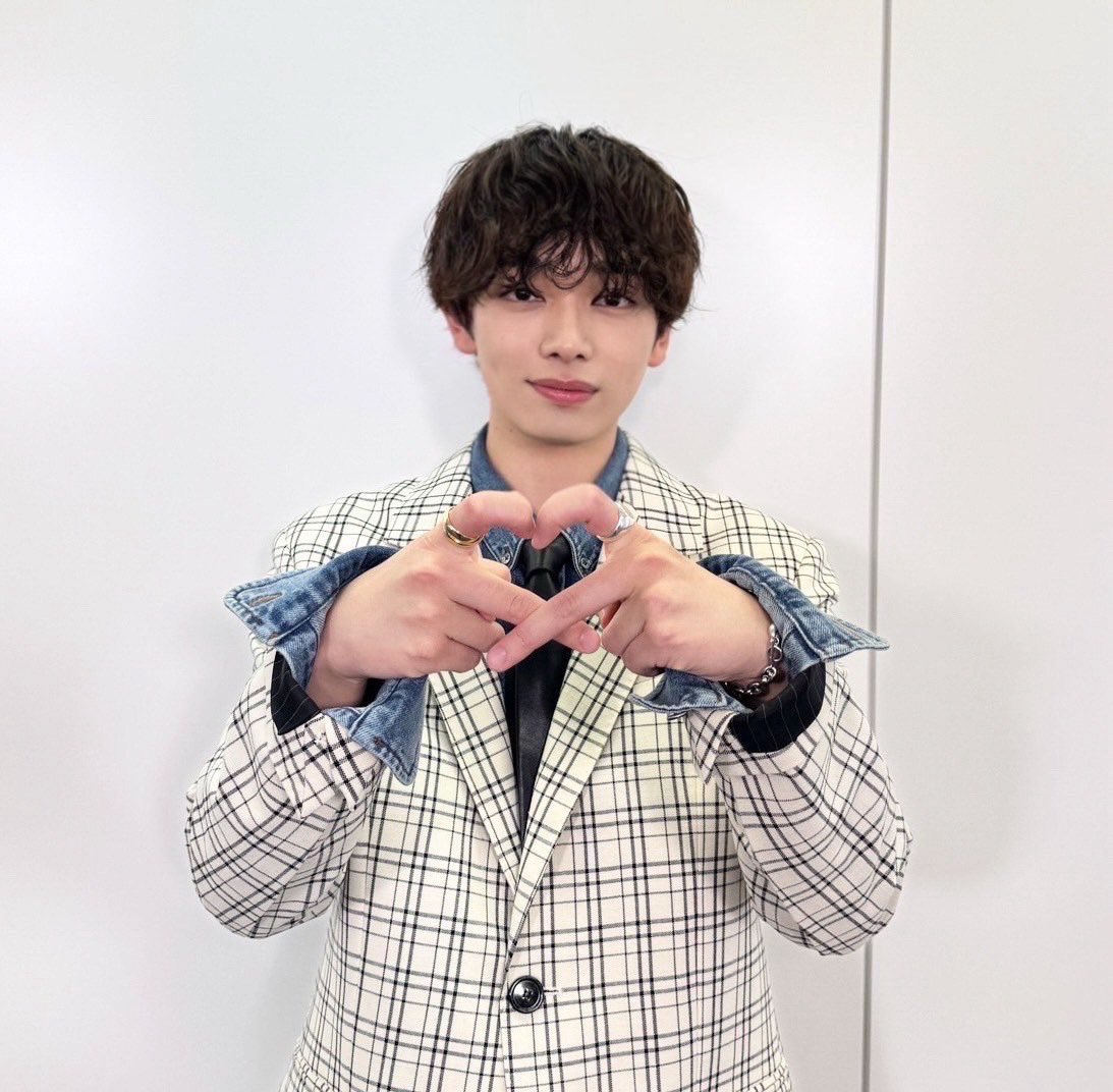 宮世琉弥&STAFF OFFICIAL on X: 宮世琉弥&STAFF OFFICIAL on X: