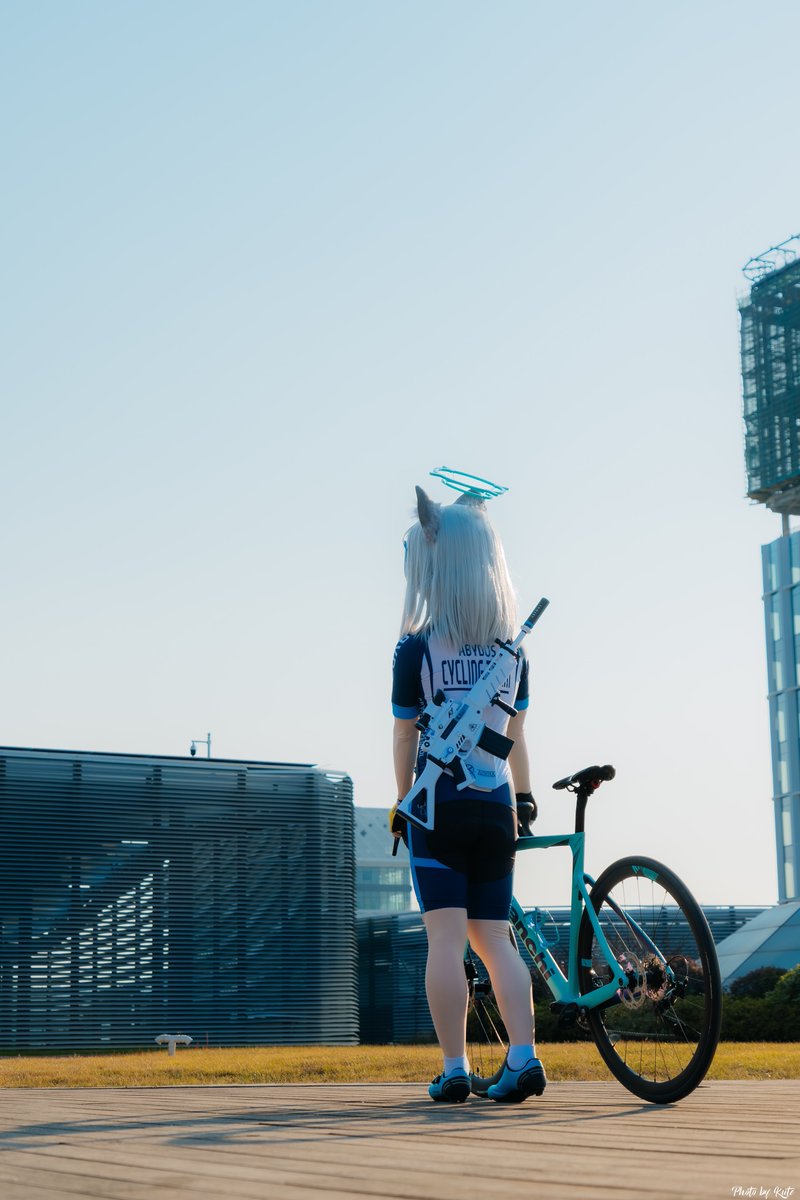 今天的训练结束了

感谢📷 <a href="/KUTE_image/">KUTE</a>   🙌<a href="/chiharumoex/">千春</a>

#BlueArchive #砂狼シロコ #砂狼白子 #kigurumi #着ぐるみ