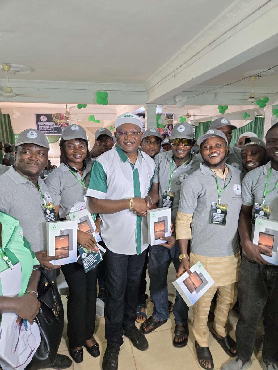 The Ogun-Osun River Basin Development Authority (<a href="/OgunOshun_RBDA/">Ogun-Oshun RBDA</a>) yesterday, empowered Nigerians through agricultural support initiatives, artisanal skill development, and e-commerce advancement.

According to the Managing Director, Dr. Adedeji Ashiru, FNSE, the program aims to