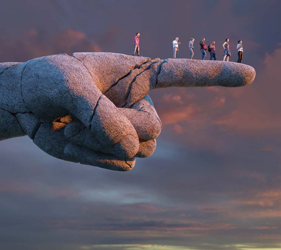 Birkaç yıl önce üniversitede akademik kurul toplantısında bir konuya muhalif olduğumu söylemiştim.. 

Üniversitenin en üst düzey yöneticisi "neden" diye sorduğunda, "ilkesel anlamda karşıyım, eğer bunu yaparsak bir çok kişi  aynı yolu kullanmaya kalkar, bu da akademik anlamda