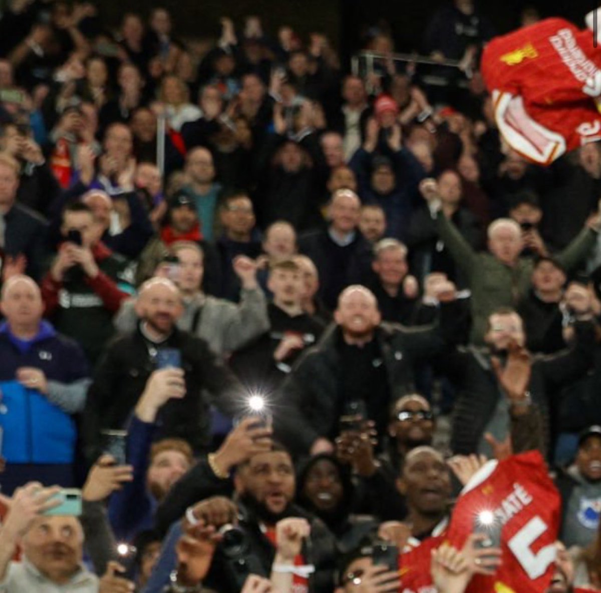 jakemorgan0101's tweet photo. Smash and grab that one 👊🏻🔴 https://t.co/Moluzr9l94