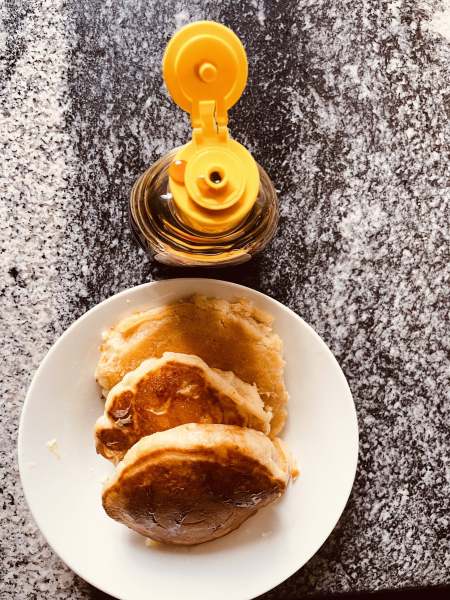 Stephenfinesse's tweet photo. If you cannot make custard, then try pancakes. 
When do I open shop? what do I name it?

kindly rate my chef skills. https://t.co/BTWKmUlZq4