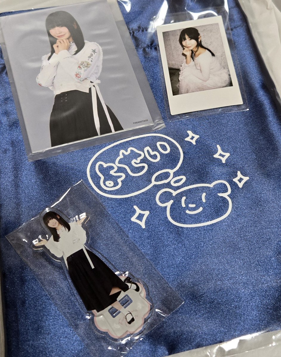 よせい」グッズ届きました！ チェキのニュイな表情が良いですなあ