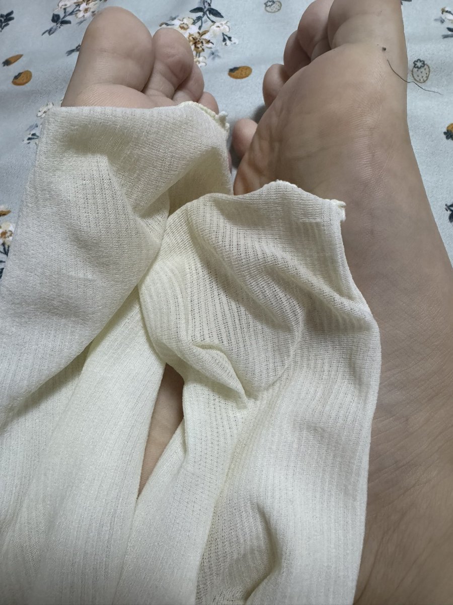 黄推福利内容 - 云朵小羊的原味屋的精彩图片 福利姬云朵小羊的原味屋分享的黄推图片2 - 网红私拍内容