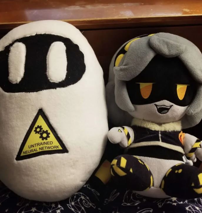 AGreenSquidKid's tweet image. if i sold these pill babies how much would you guys be willing to spend on them? (ignore that his face is wavy, i screwed up the sewing) #murderdrones #murderdronesplush